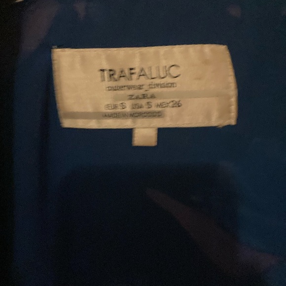 Nice jacket - Picture 2 of 2